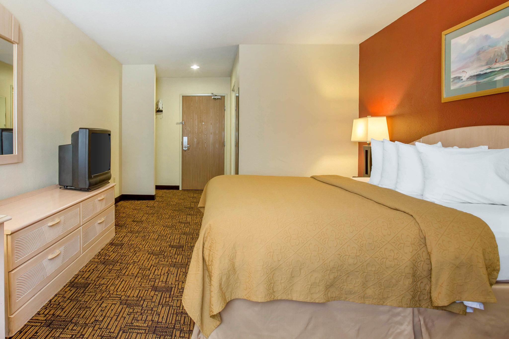 Quality Inn & Suites Weed Eksteriør billede