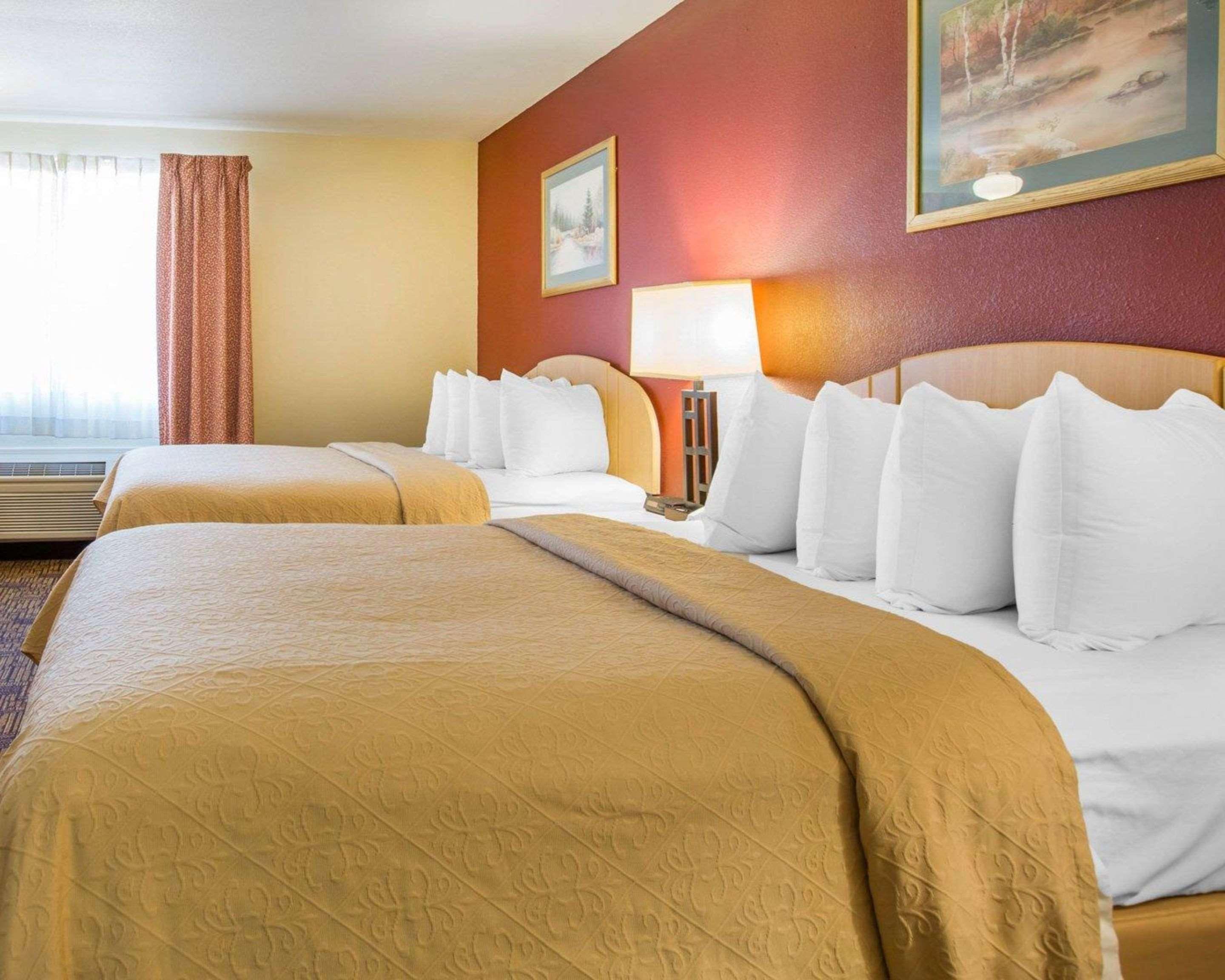 Quality Inn & Suites Weed Eksteriør billede