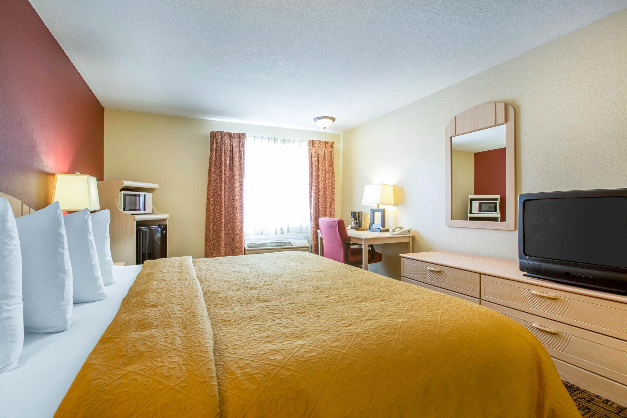 Quality Inn & Suites Weed Eksteriør billede