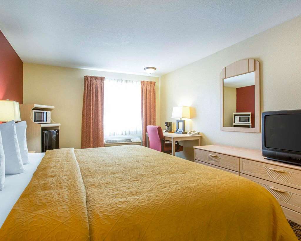 Quality Inn & Suites Weed Eksteriør billede